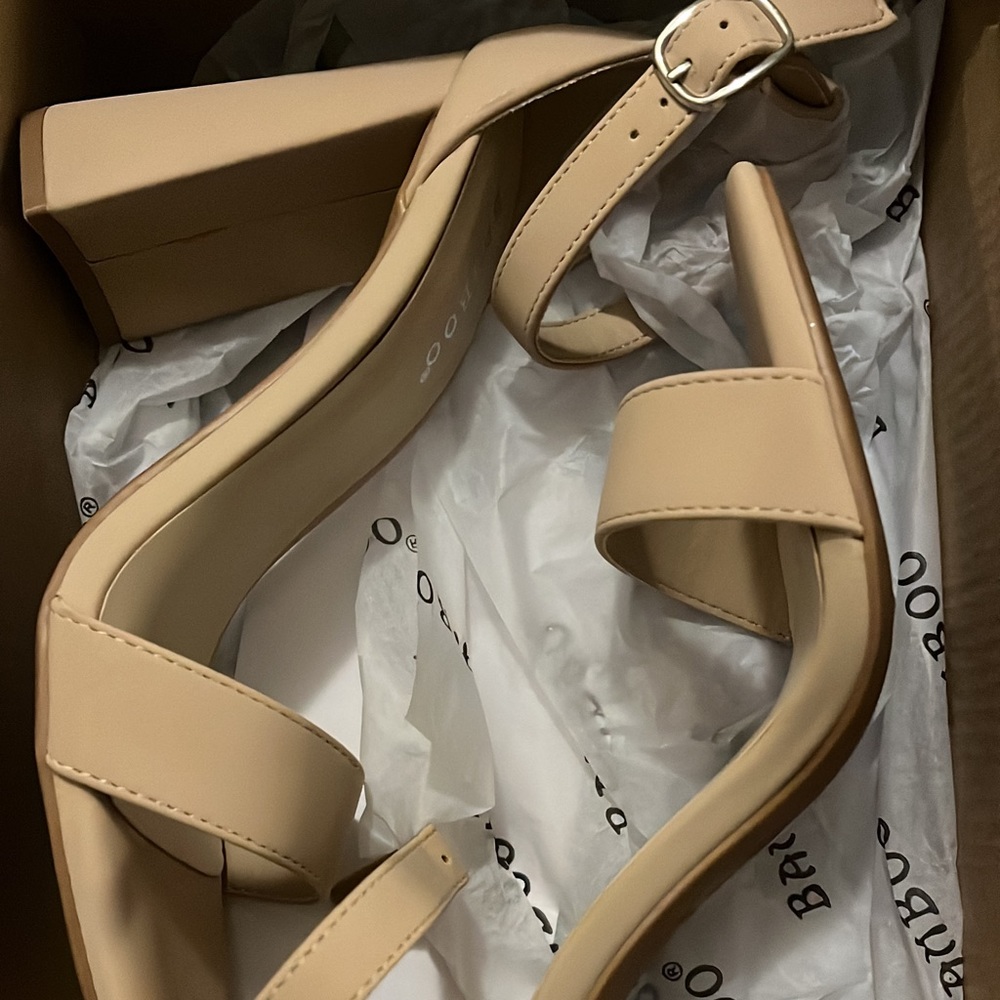 Nude heel brand new